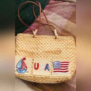 NEW Quacker Factory Woven Straw USA Patch Tote Bag - Magnetic Closure